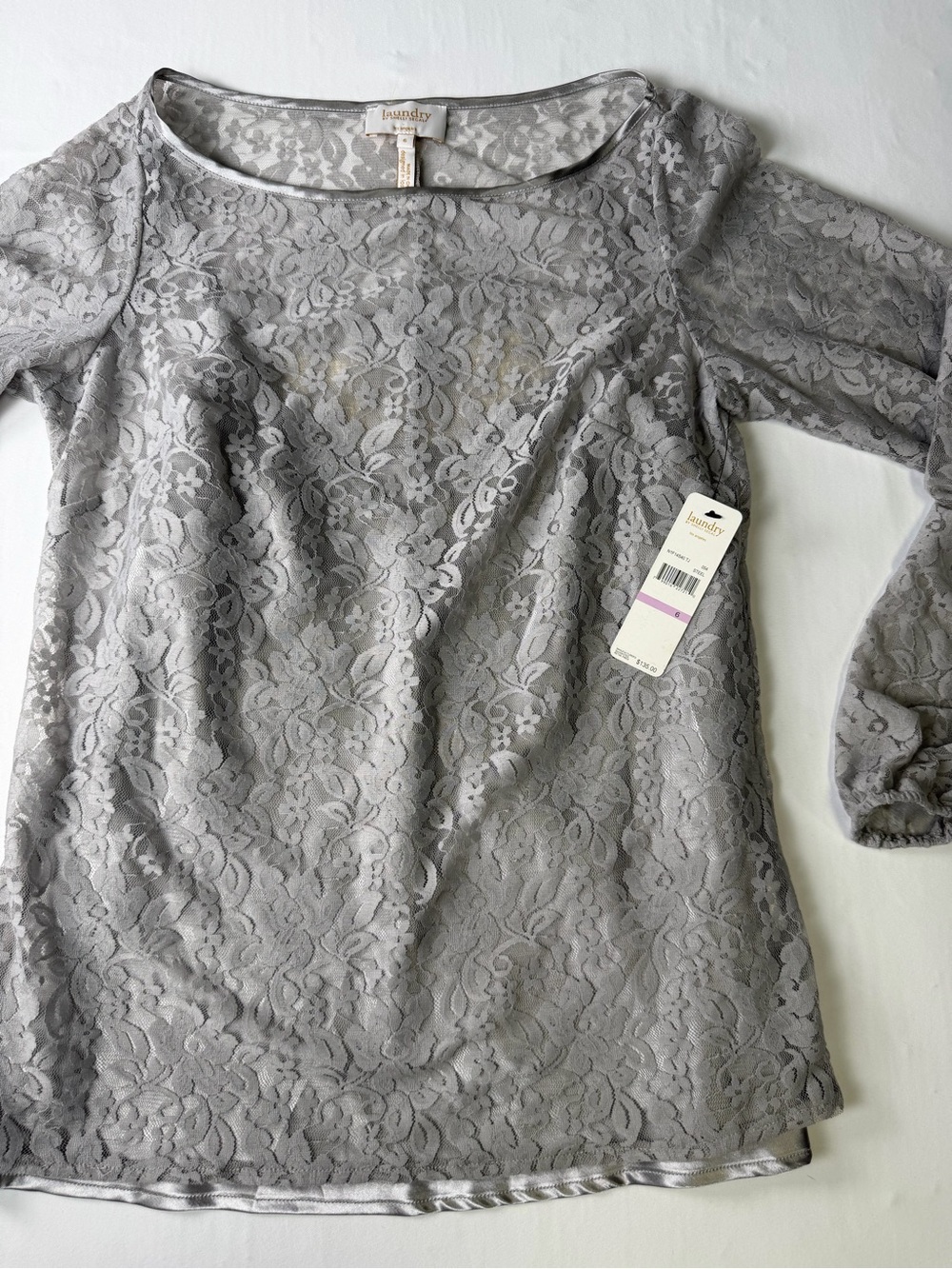 Laundry By Shelli Segal Gray Lace  Feminine Blouse with Underlined Camisole- 6 - Picture 4 of 15